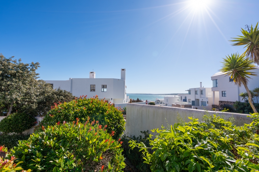 4 Bedroom Property for Sale in Paradise Beach Western Cape